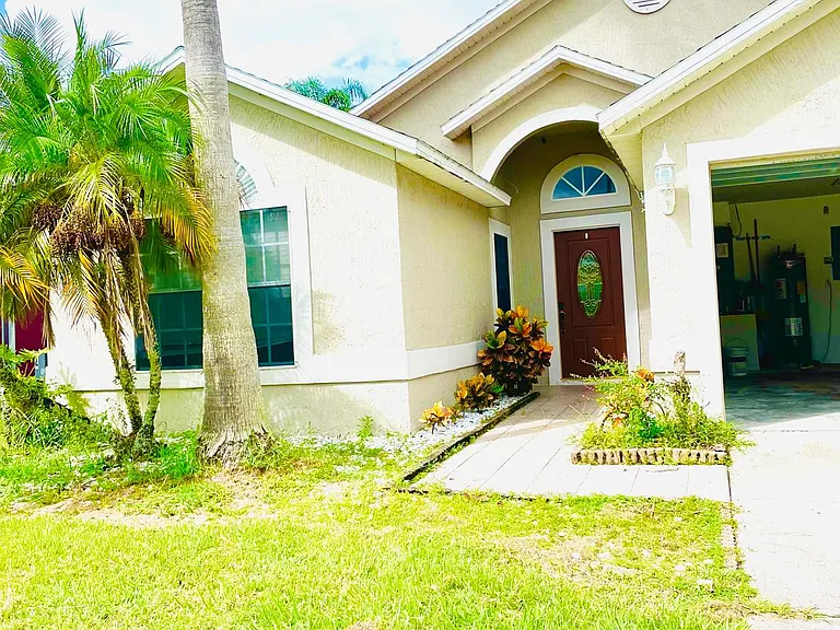 503 Lancers Dr — Photo 15