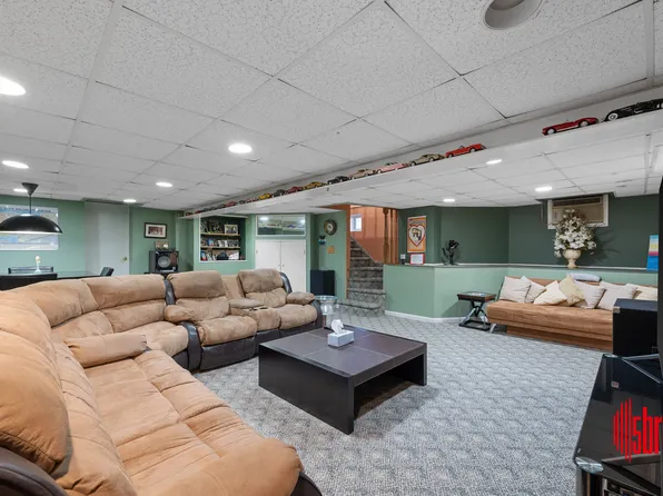 15 Van Sicklen Street image 27 of 38