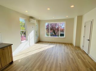 720 S Orcas St #B, Seattle, WA 98108