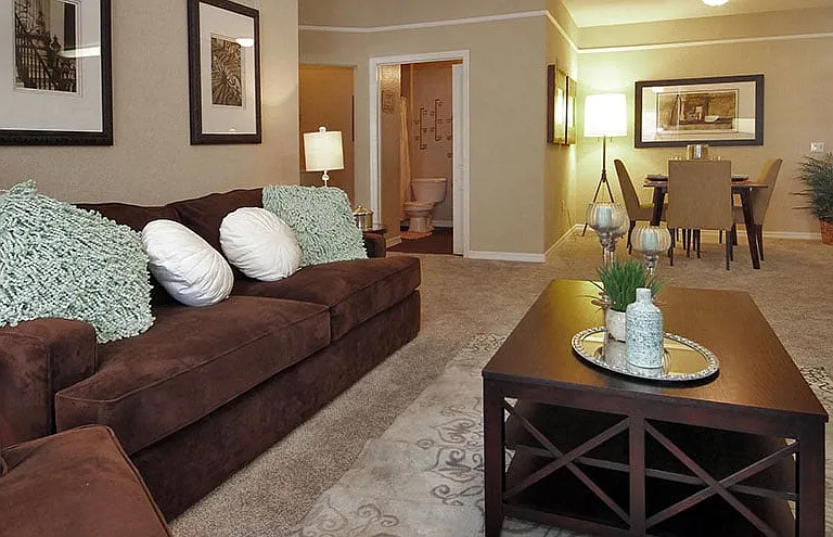 Residences at West Place Apartments — Photo 13