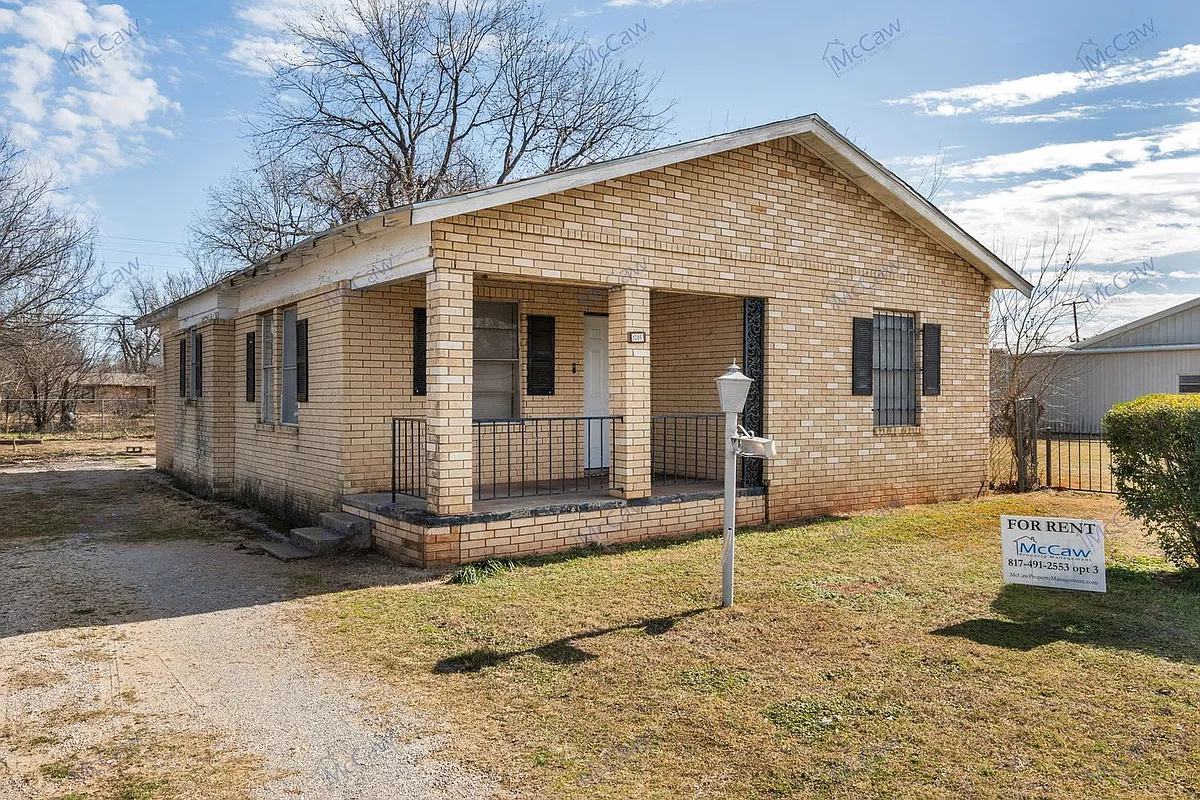 Building Photo - 1209 Gladiolus St