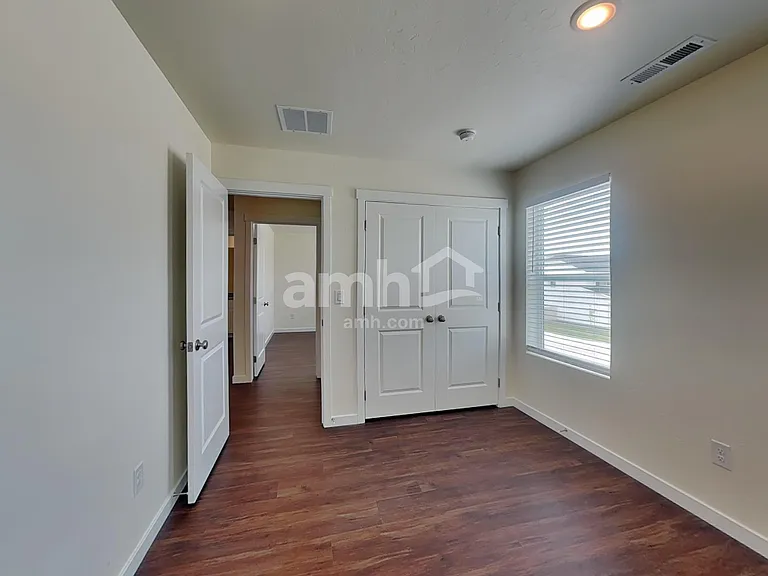1480 N Garnet Creek Ave — Photo 17