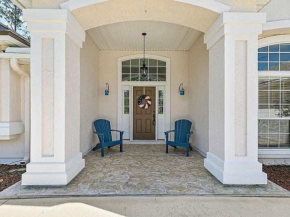 3rd image of 321 Hammock Grove Ct