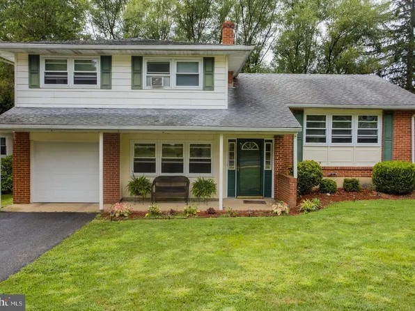 106 Worral Dr, Newark, DE 19711