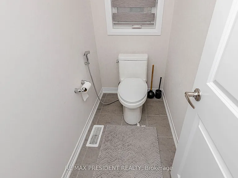 405 Newman Dr — Photo 31