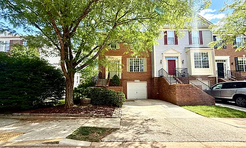 10123 Vanderbilt Cir Photo 1