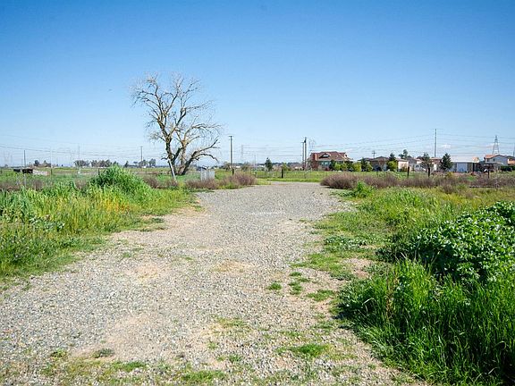 3rd image of 9216 Florin Rd