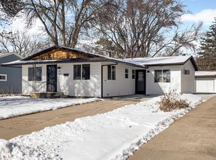 922 6th St W, Hastings, MN 55033