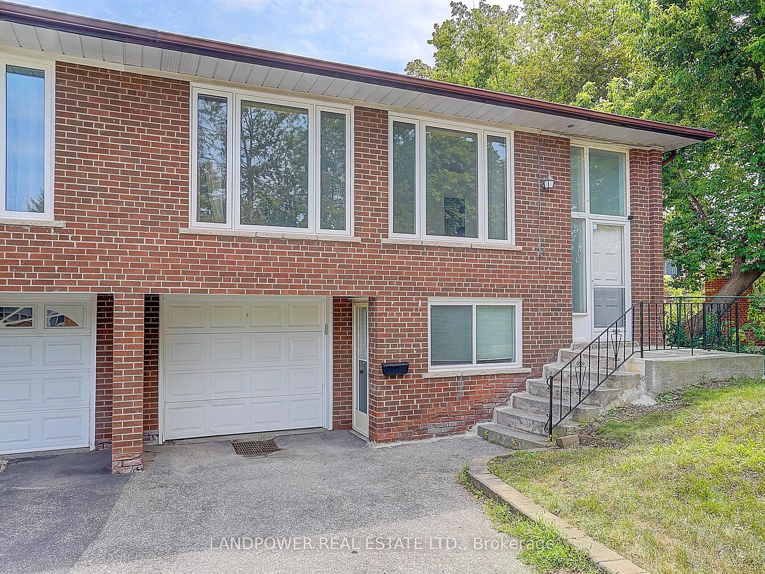 4 bed, $3,600 — Photo 2