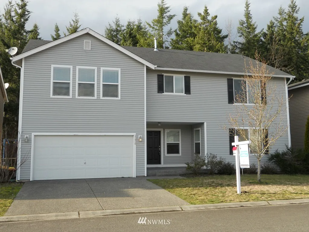 17816 93rd Avenue Ct E photo 1