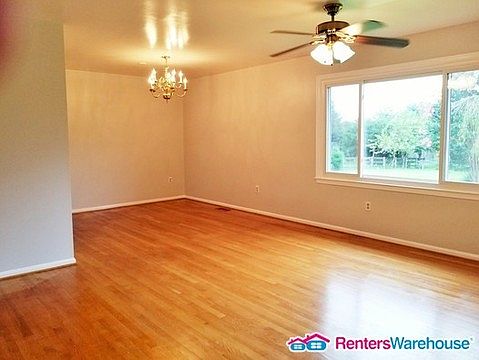 3rd image of 104 Norwood Pl