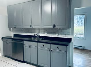 135 Rochelle Ave #1, Philadelphia, PA 19128