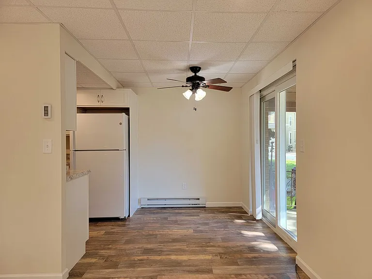 61 Terrace Ave #1 — Photo 6