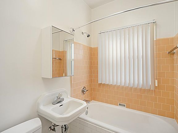 4th image of 4121 Halldale Ave APT 209