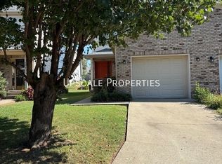 305 Alex Ln, Lexington, KY 40511