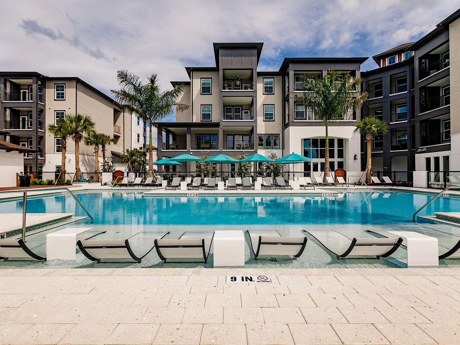 Harrison Apartments — Photo 1
