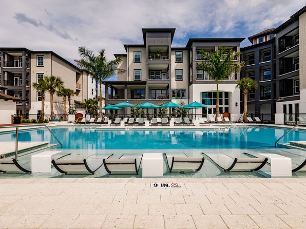2575 University Pkwy #1407