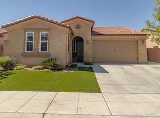 3568 Flint Ave, Clovis, CA 93619