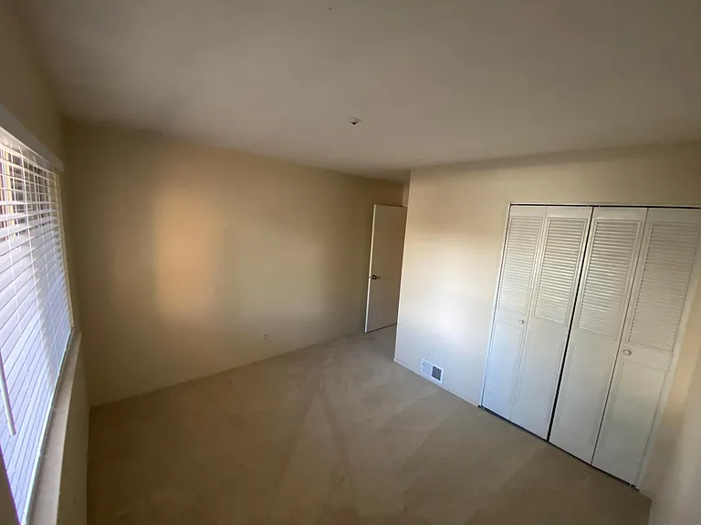 1864 Roca Ct — Photo 9
