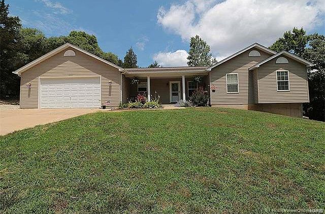 1st image of 5859 Redwood Dr
