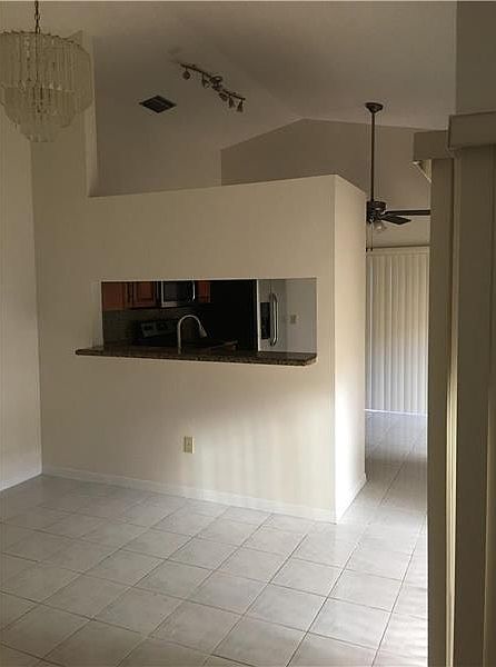 2nd image of 15010 Norfolk Ln