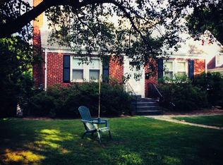 2651 N Marcey Rd, Arlington, VA 22207