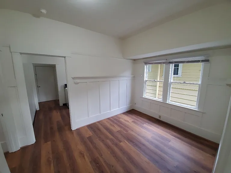 1421-1425 1427 #D — Photo 6