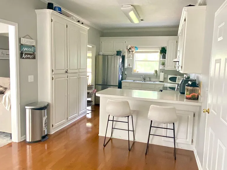 105 Vinson Cv — Photo 9