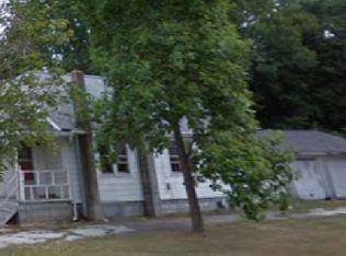 652 Spring St, Three Rivers, MI 49093