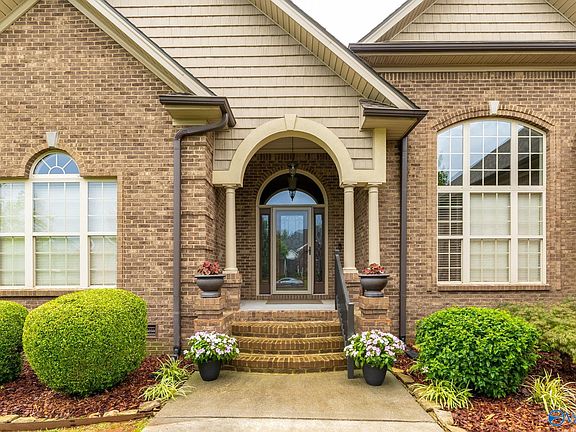 3rd image of 25868 Rosedown Dr