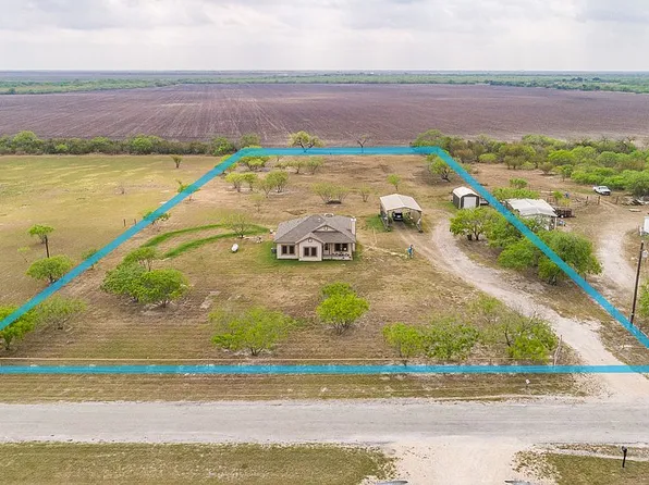 5094 Wild Wood Ln, Robstown, TX 78380