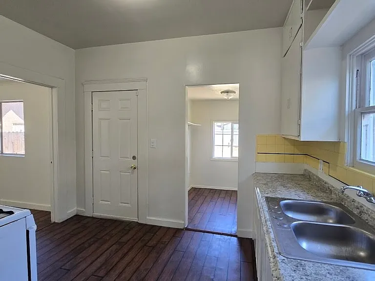 3145 E Iowa Ave — Photo 9