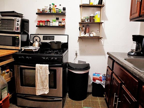 2nd image of 85 Wyckoff Ave APT 2B