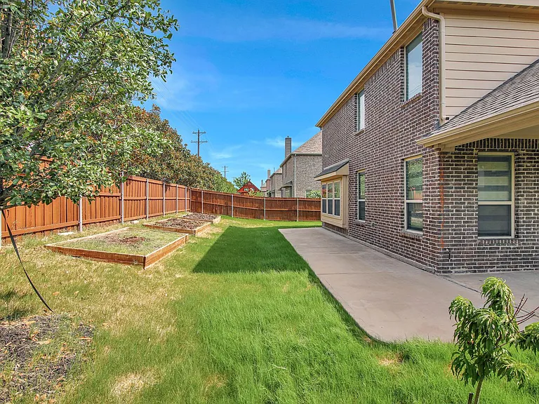 12353 Flowering Dr — Photo 25