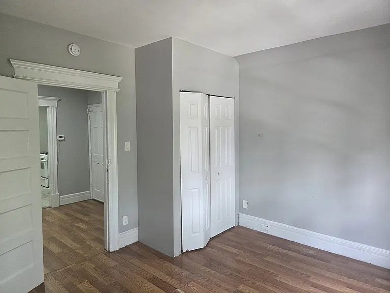 291 S Clinton St #3 — Photo 8