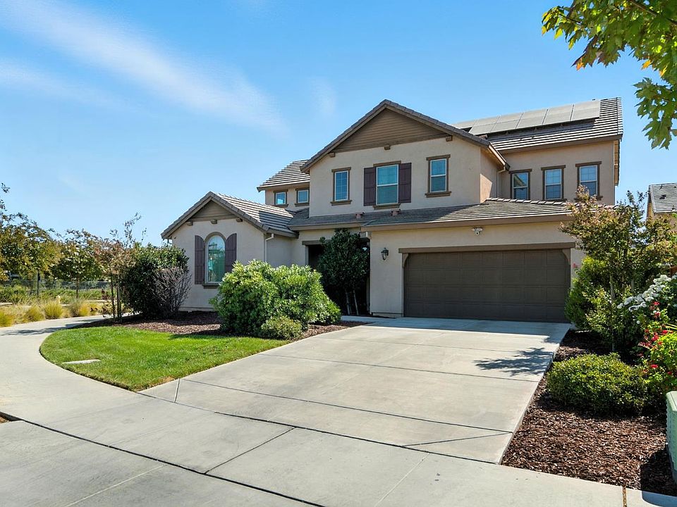 1st image of 18200 Broadmoor Way