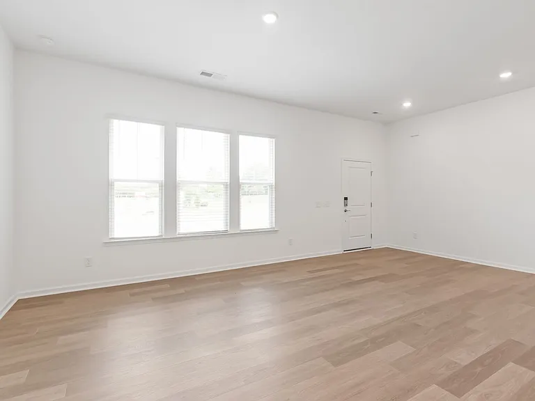 302 Silver Fleet Dr — Photo 9