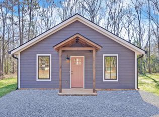 43 Privet Dr, Hartwell, GA 30643