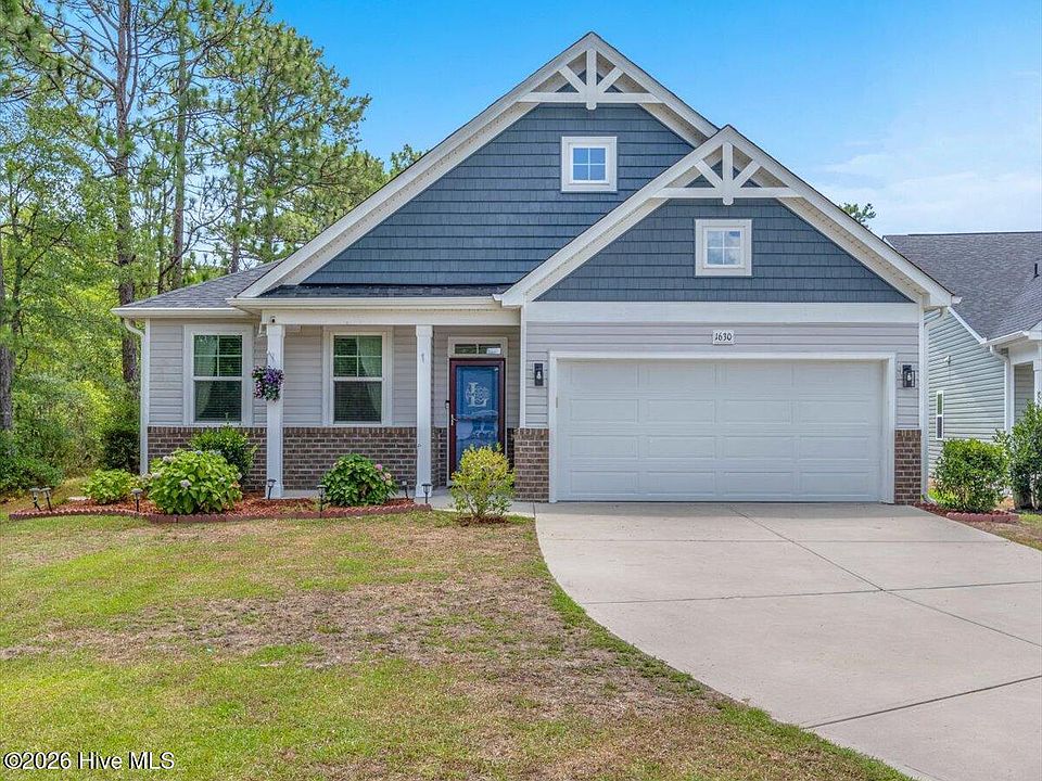1st image of 1630 E New Carraway Place SE