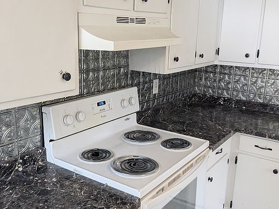 Plenty of cabinet space!