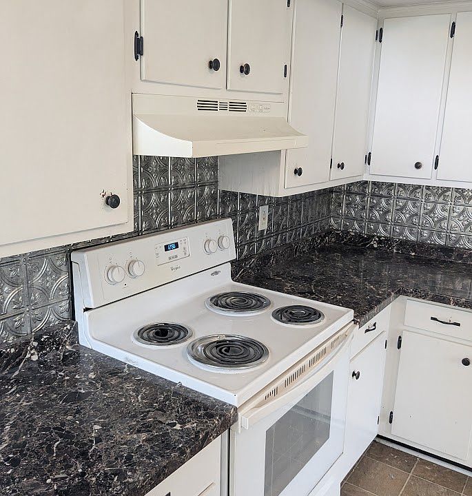 Plenty of cabinet space!