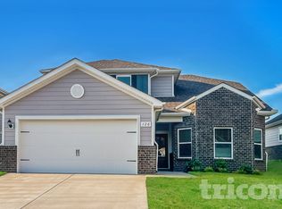 126 Harvest Cir, Dickson, TN 37055