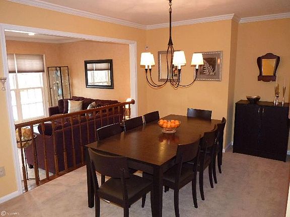 4th image of 9051 Ottawa Pl