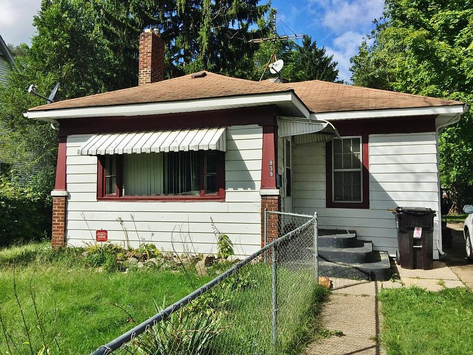 1st image of 839 Edgecumbe Ave