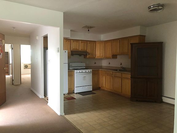 5th image of 13342 Avery Ave #3