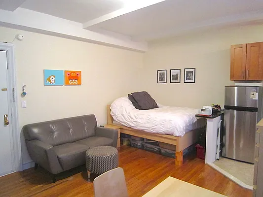 Rented by City Connections Realty | media 14