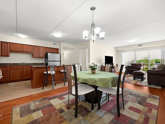 2nd image of 9864 Leland Ave Unit 308