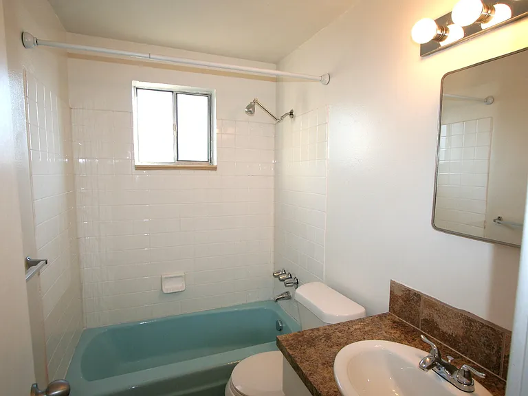 1878 Vine St #204 — Photo 7