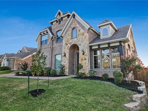 316 Rawhide Path, Keller