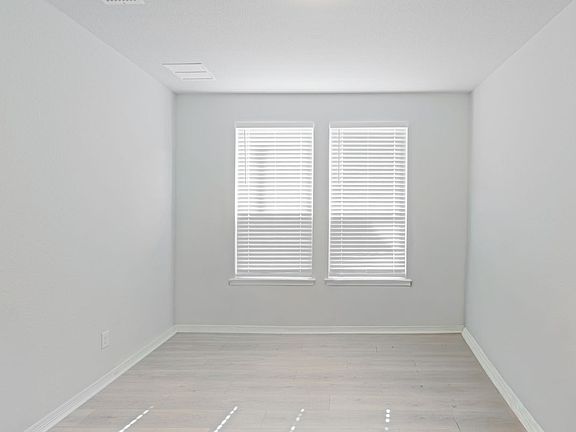 4th image of 213 Mira Mesa Dr